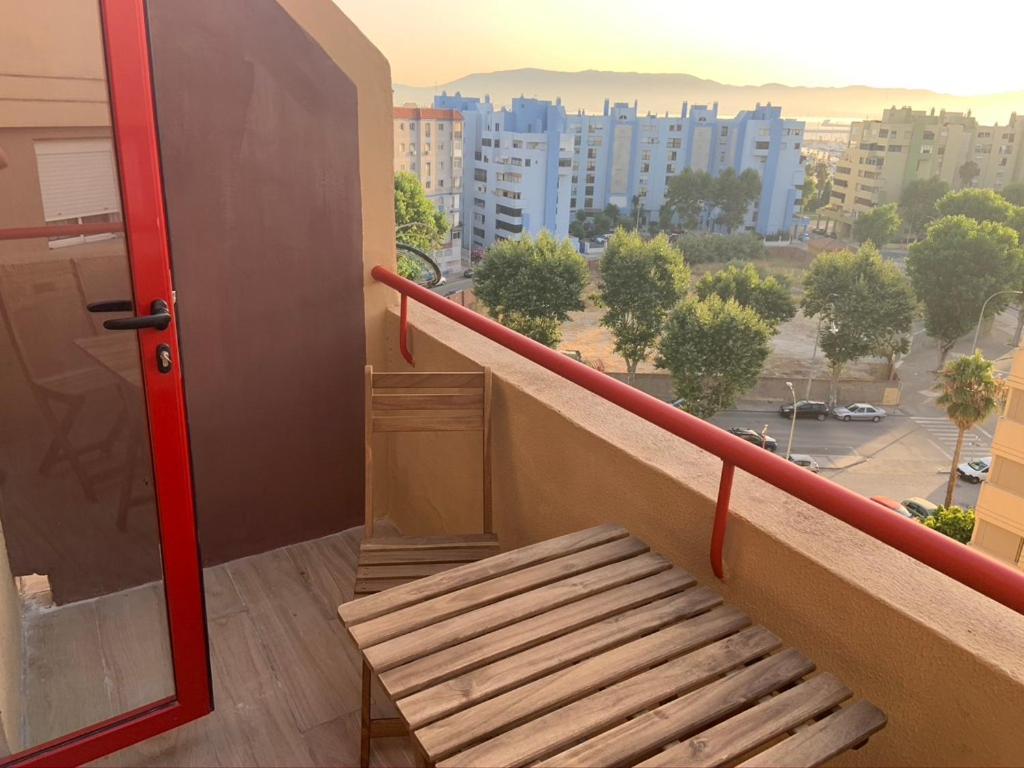 Room In A Shared Apartment Touching The Border :) La Línea de la Concepción 外观 照片